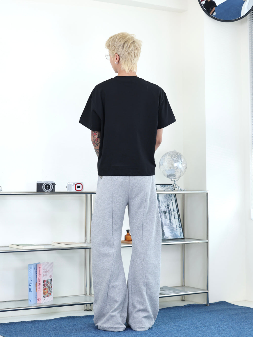 clean fit 垂墜感 特殊面料 剪裁 解構 闊腿棉褲