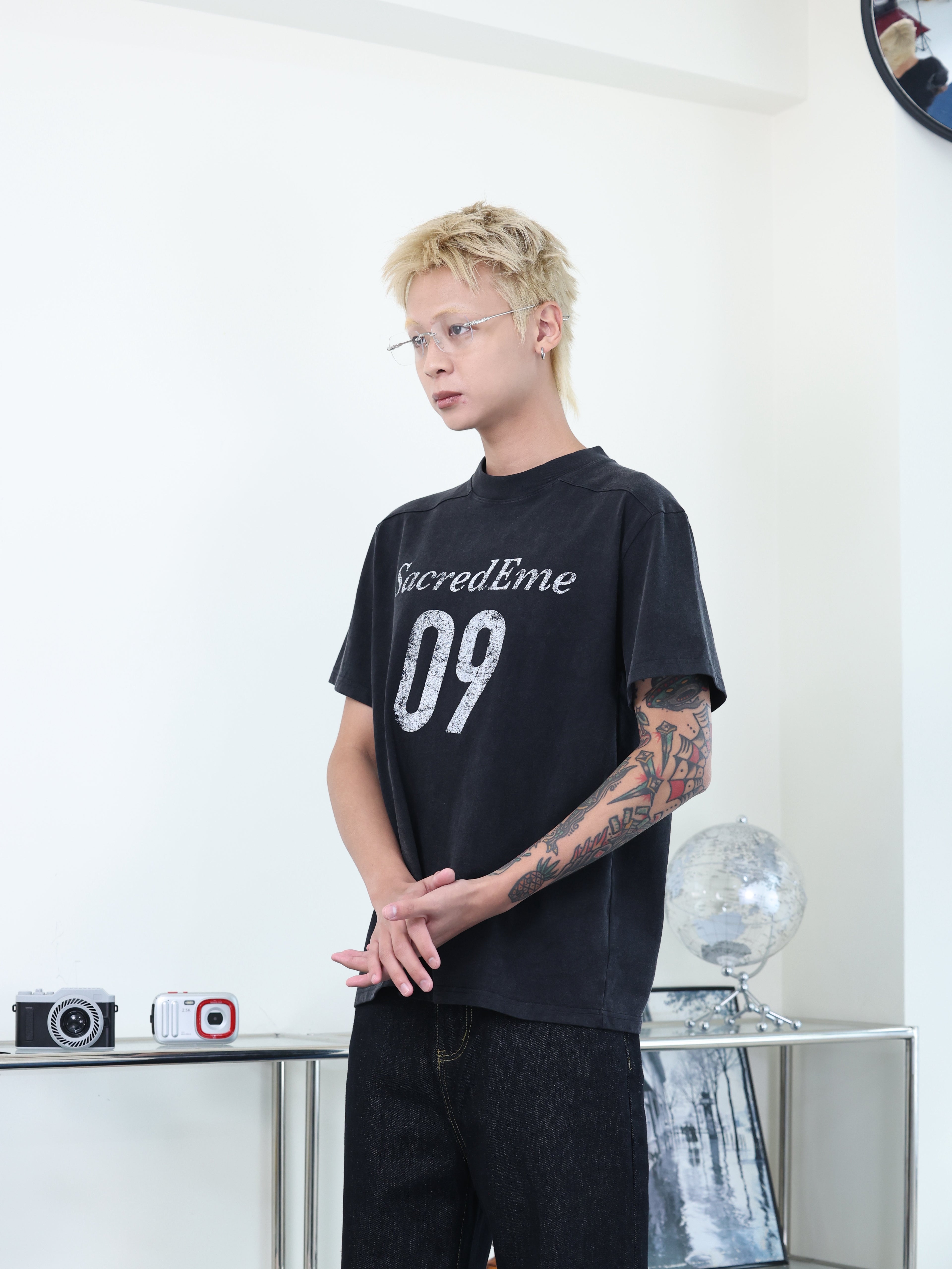 美式 復古 做舊 水洗 斑駁 數字印花 正肩 合身 短版 短袖 T-shirt