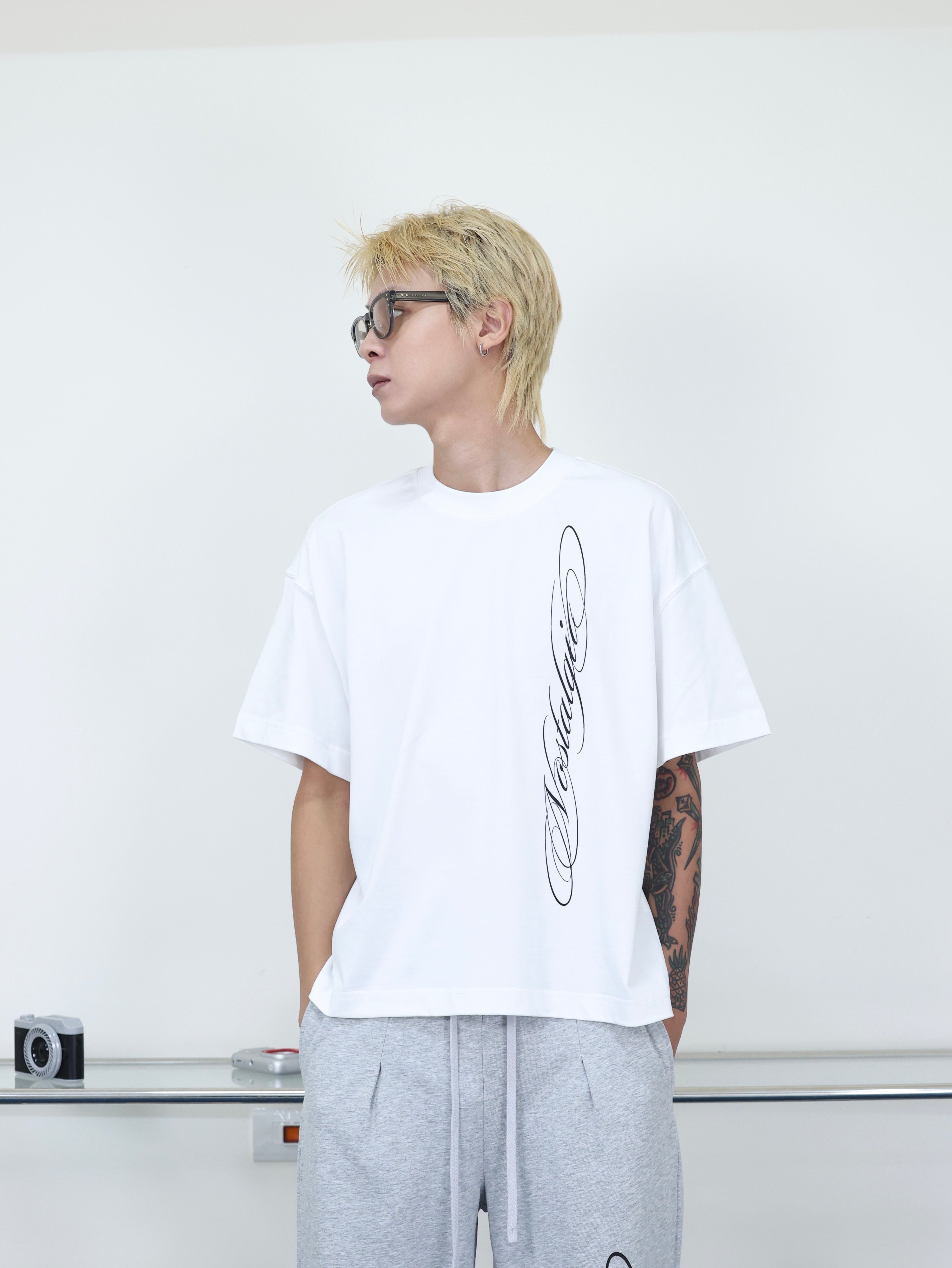 Y-ZONE 自訂款 草寫字母 印花 基本款 BOXY 短寬 短袖