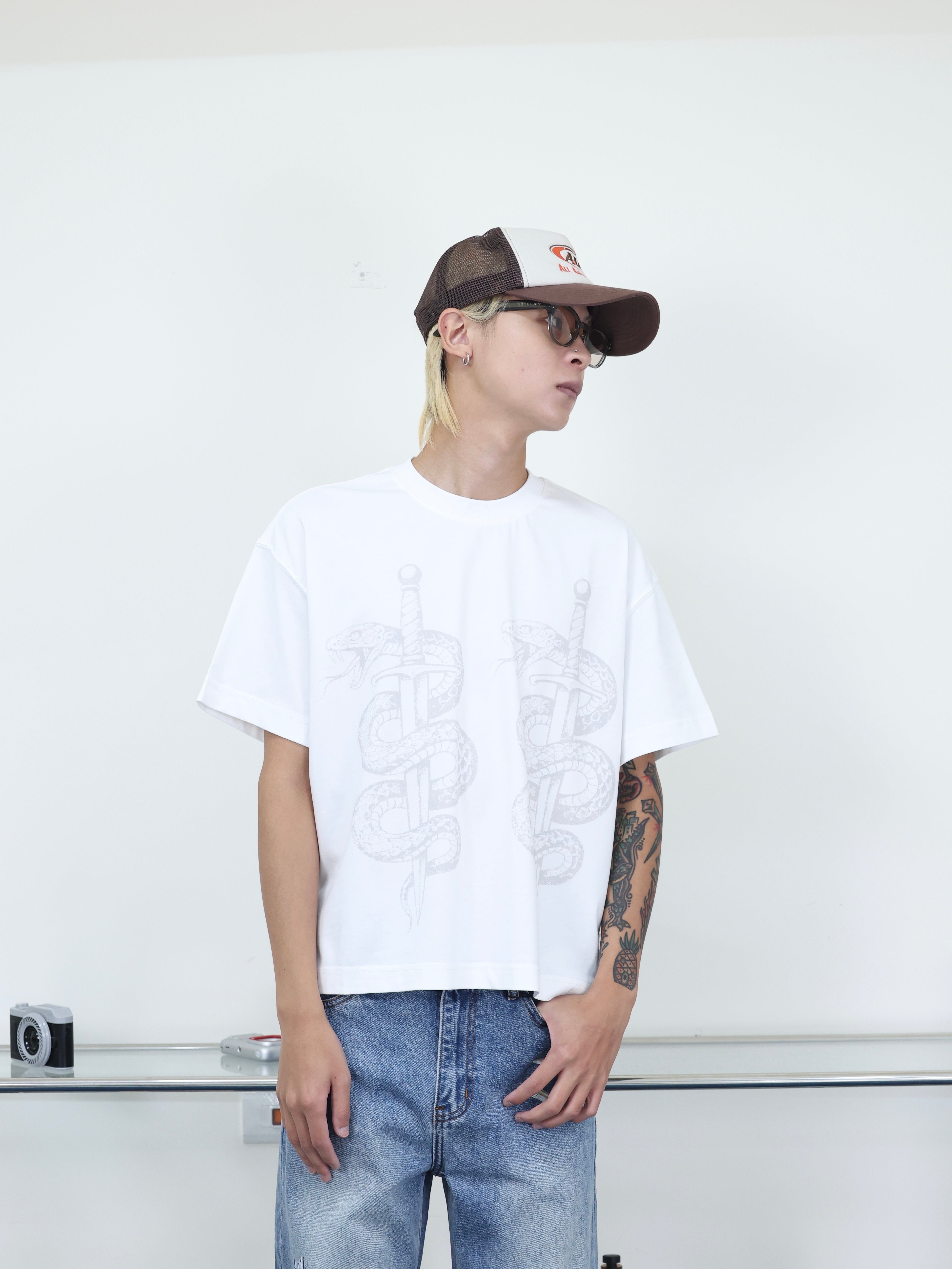 Y-ZONE 自訂款 復古 蛇纏劍 印花 BOXY 短寬 短袖