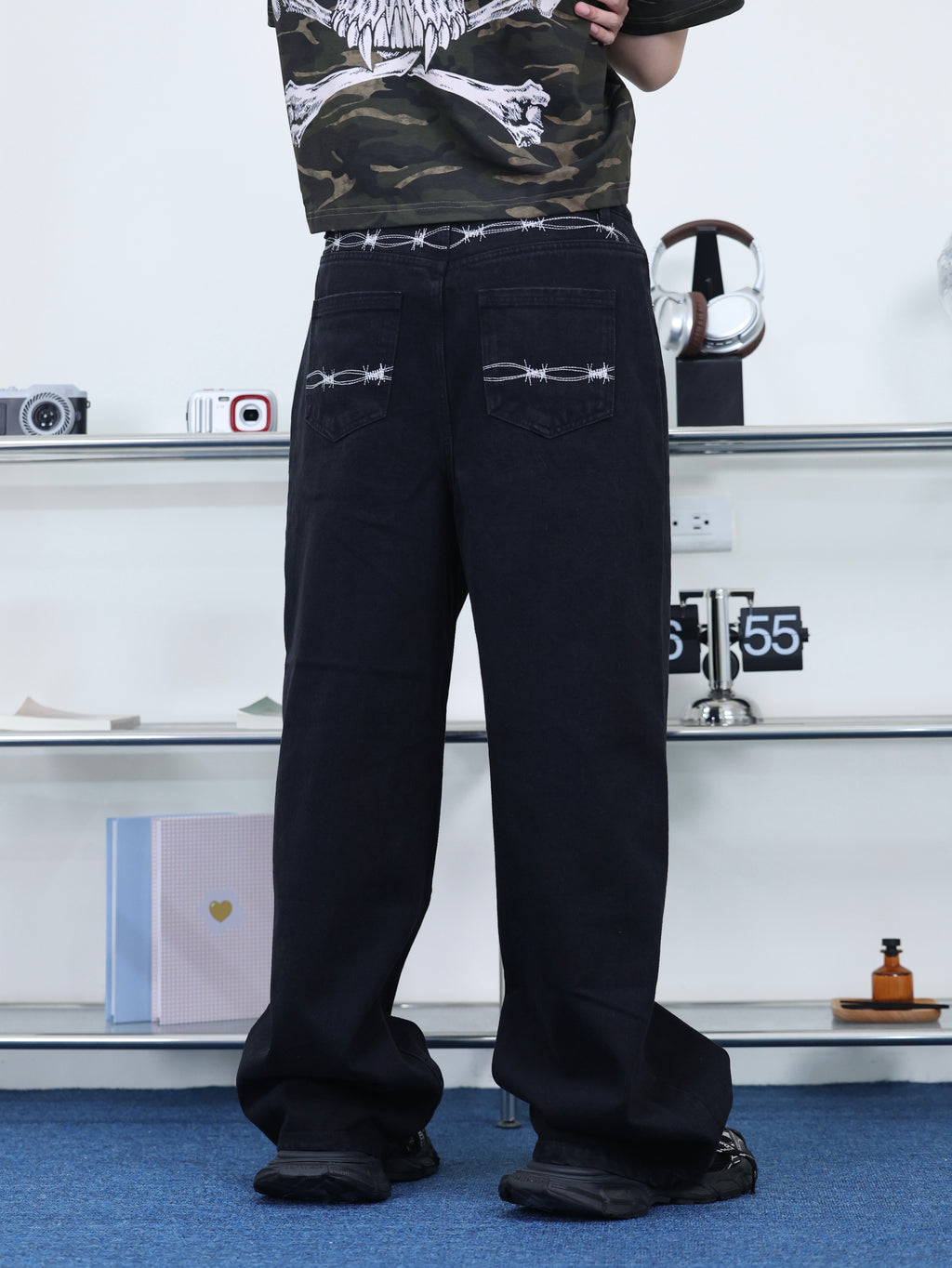 美式 街頭 百搭 寬鬆 直筒 荊棘刺繡 純黑 落地 牛仔褲