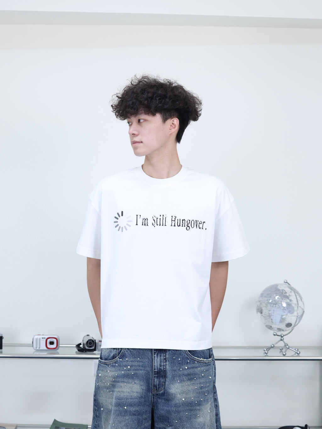 Y-ZONE 自訂款 標語 “I’m still Hungover “ 我還在宿醉 BOXY 短袖