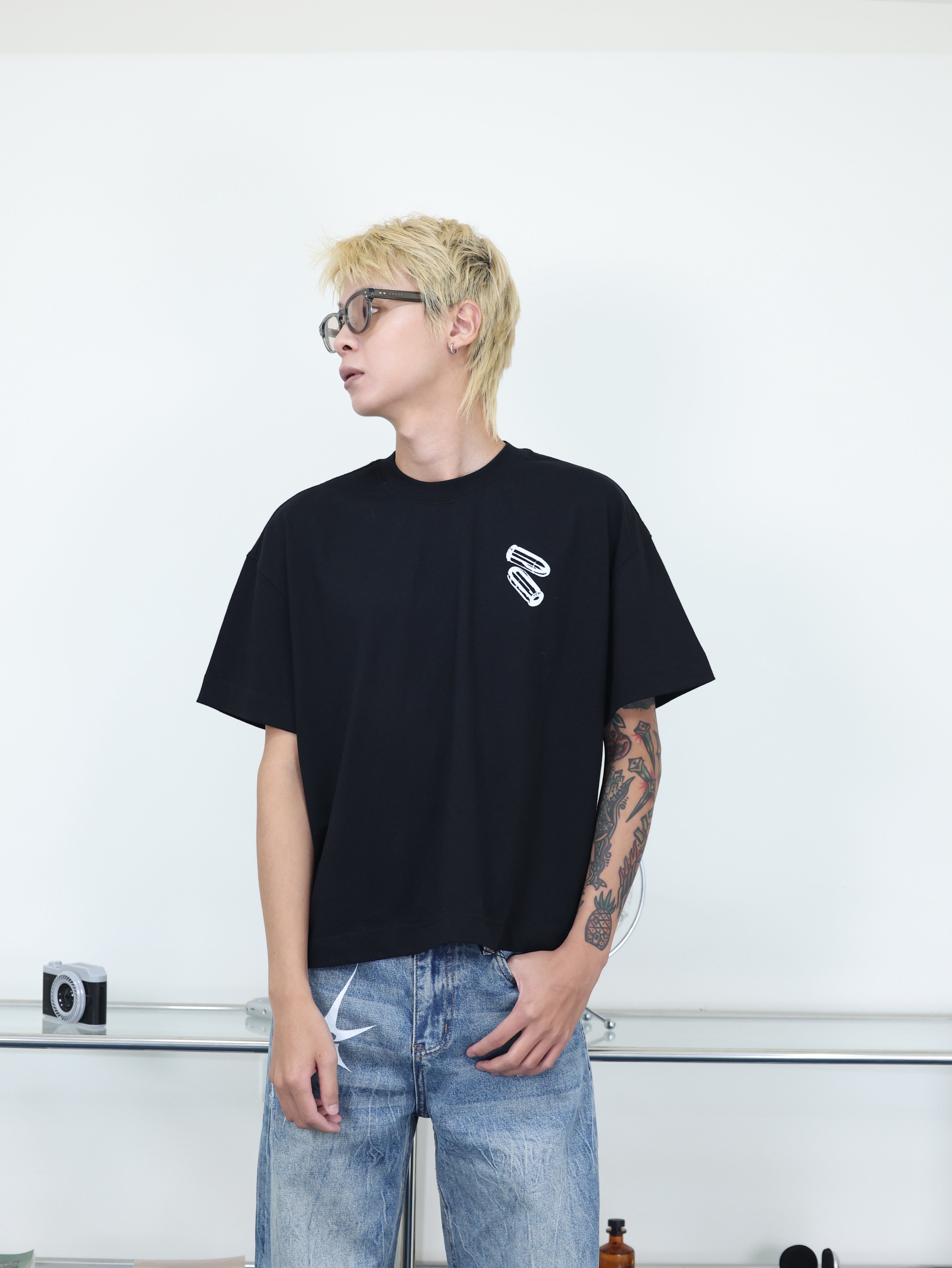 Y-ZONE 自訂款 子彈 軍火阿婆 剪影 印花 BOXY 短寬 短袖
