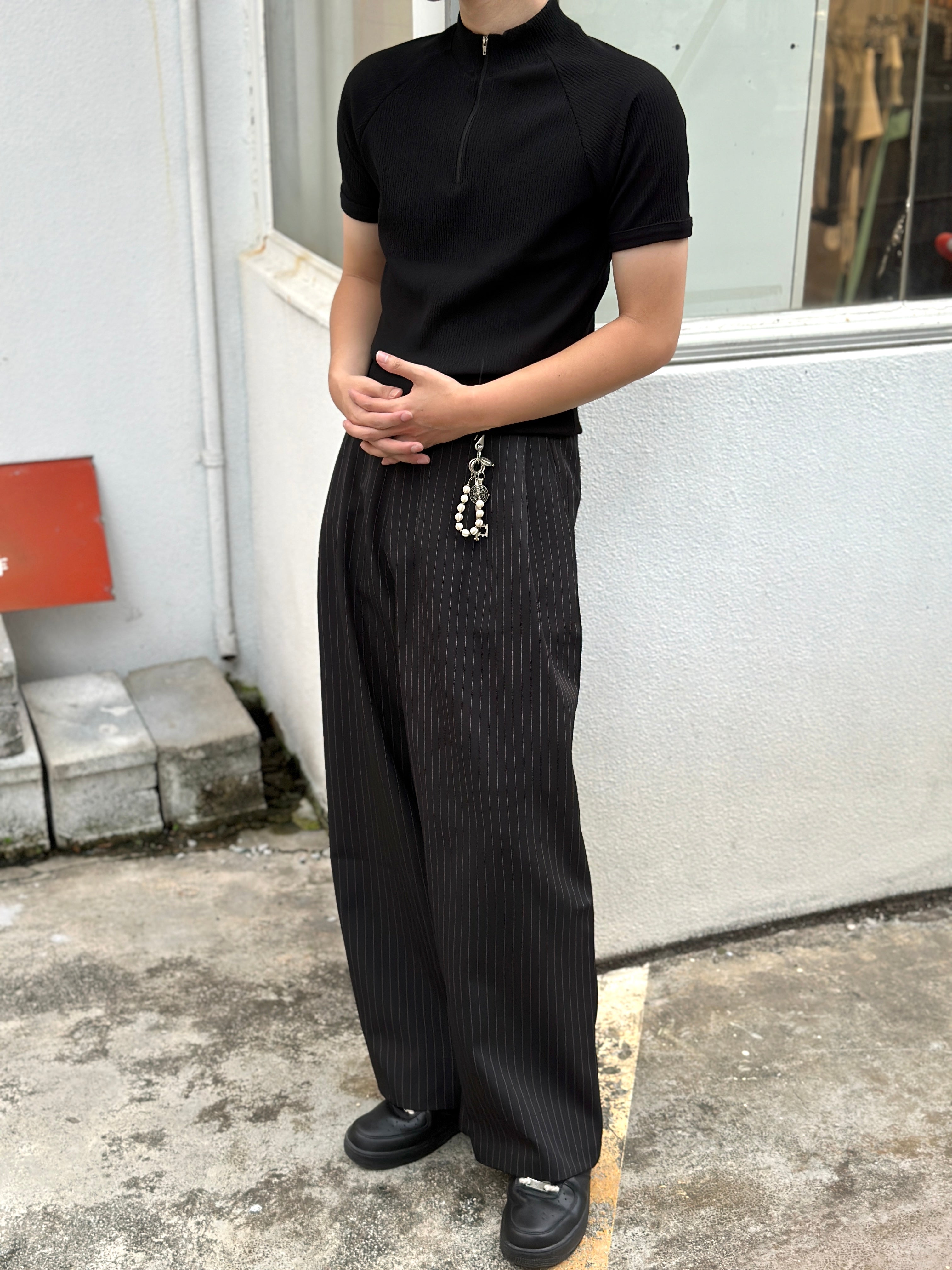 正韓🇰🇷 崔傘同款 貼身 顯身材 微高領 拉鍊 緊繃短袖